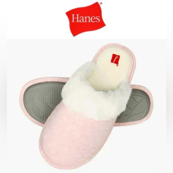 Hanes Shoes - HANES Womens ComfortSoft Slip On Memory Foam slippers cozy/fuzzy size S/M  NWT